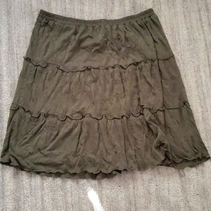 AGB olive skirt size Medium fits XL